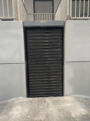 M1-010125-D2 Ce Hydraulic Mini Scissor Lift with Handrail Running Mode Stationary